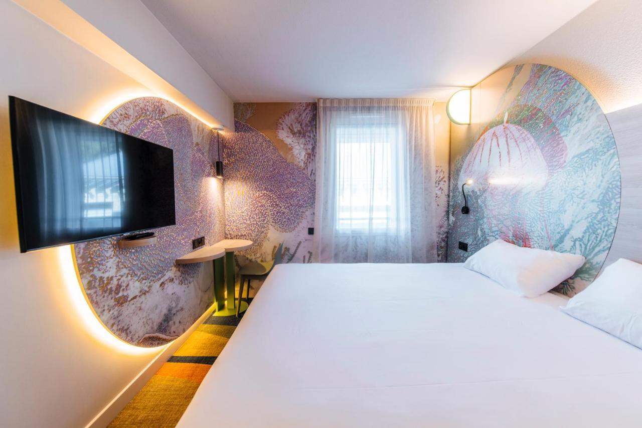 Hotel Ibis Styles Antibes Esterno foto