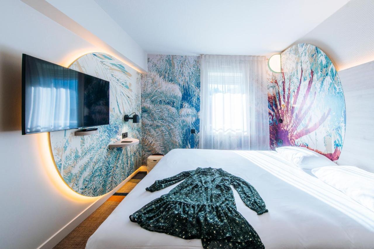 Hotel Ibis Styles Antibes Esterno foto