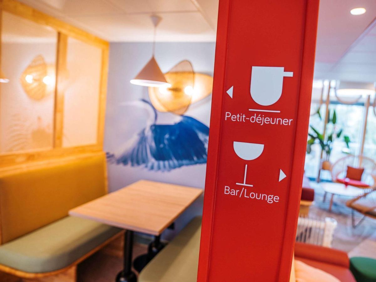 Hotel Ibis Styles Antibes Esterno foto
