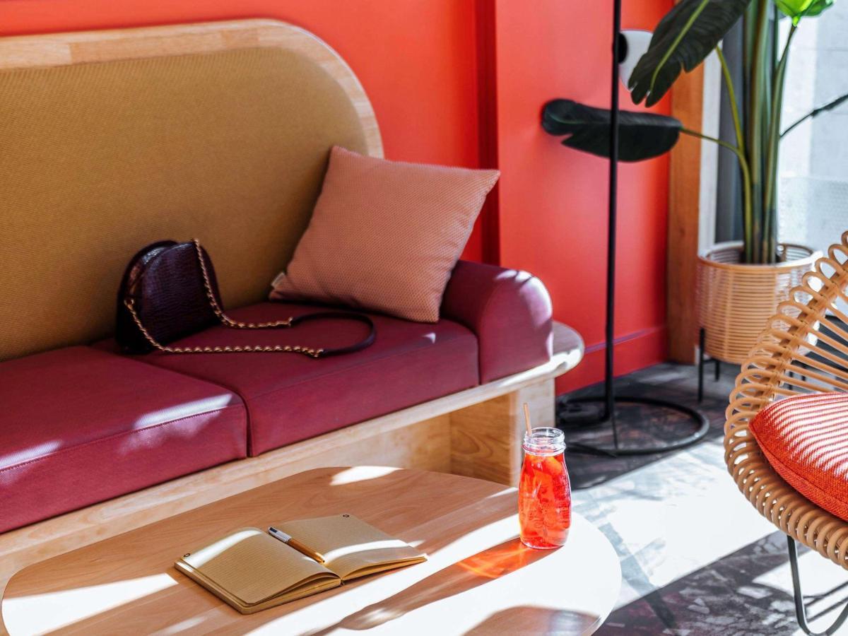Hotel Ibis Styles Antibes Esterno foto