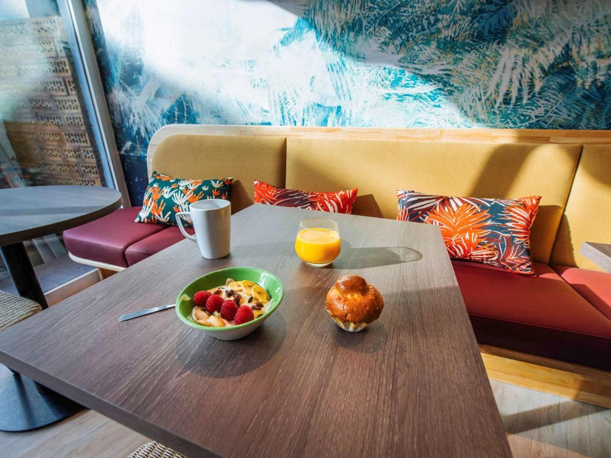 Hotel Ibis Styles Antibes Esterno foto
